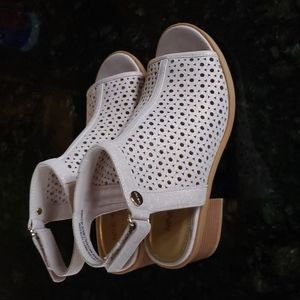 Girls nine west rose gold sparkle sandals 1" heel